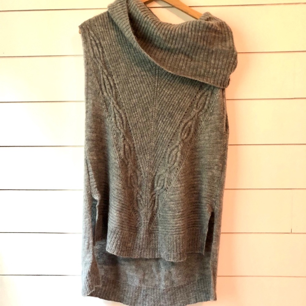 Gray sleeveless sweater